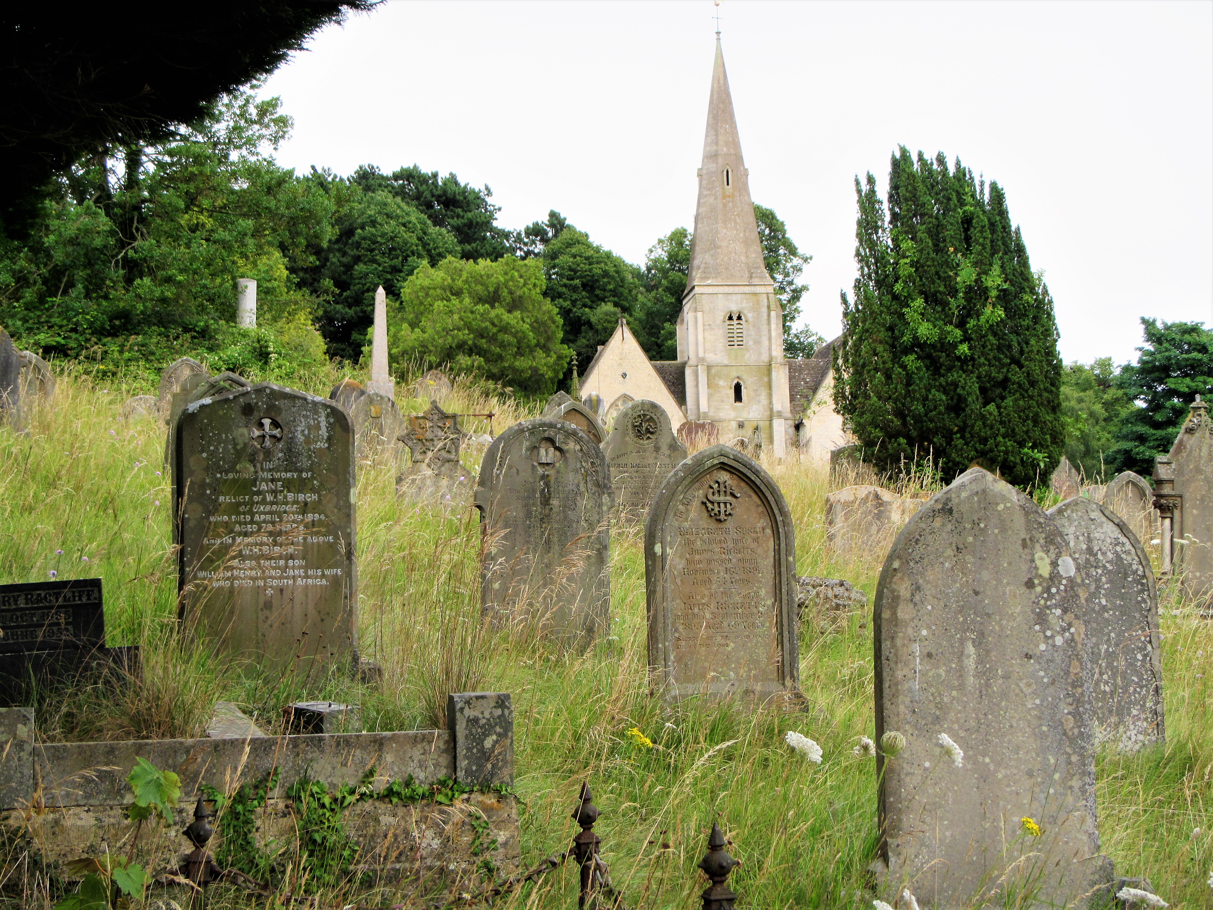 Bisley Rd cemetery chapel + gravestones _ C Aistrop